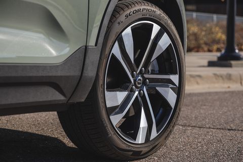 2023 volvo xc40 b5 awd ultime