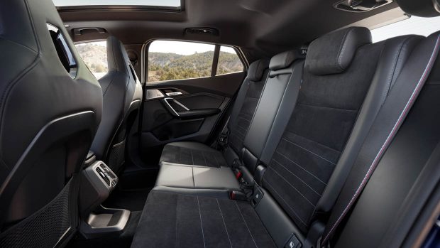 Siège arrière intérieur du BMW X2 M35i 2024