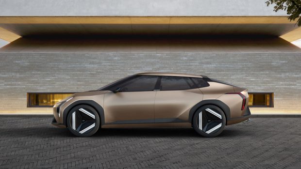 Côté concept Kia EV4 2024
