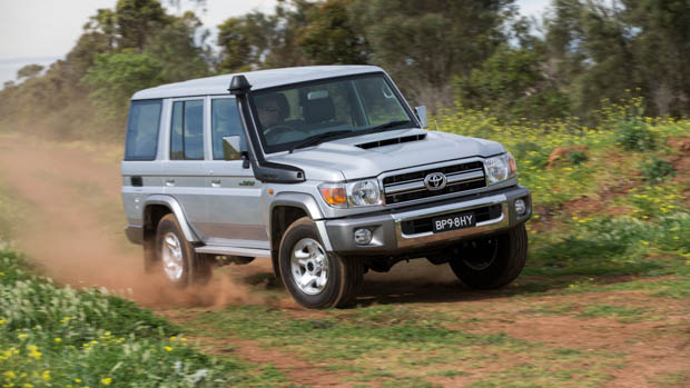 Toyota Land Cruiser Série 70 familiale 2016