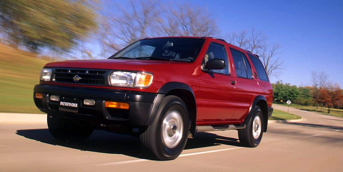Le Nissan Pathfinder SE 1996 est une haute couture