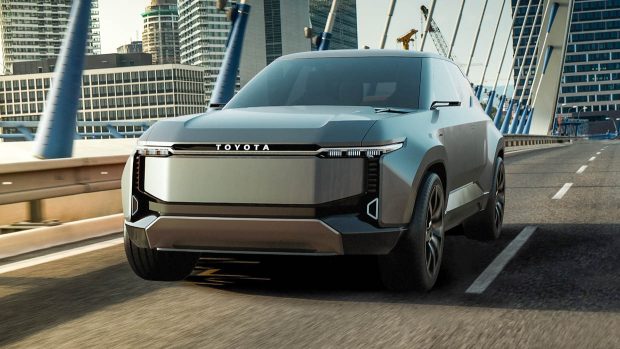 Vue de trois quarts avant gauche du SUV concept électrique Toyota Land Cruiser SE peint en argent