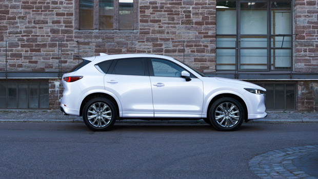 Côté Mazda CX-5 2023