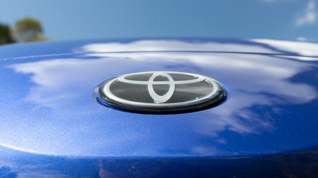 Toyota Supra GT manuel 2023 badge 2