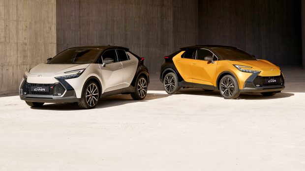 Deux petits VUS Toyota C-HR 2023