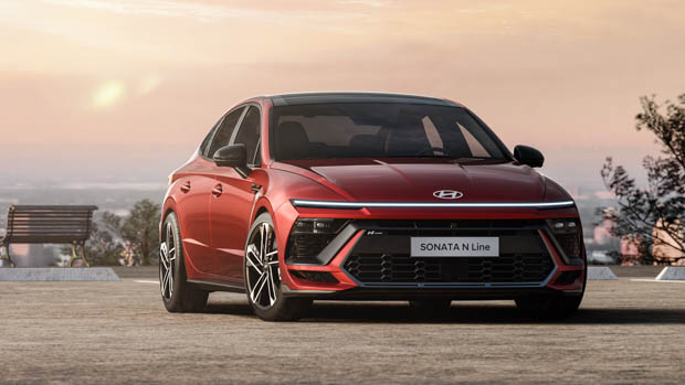 2023 Hyundai Sonata N-Line avant 3/4 rouge voiture 2
