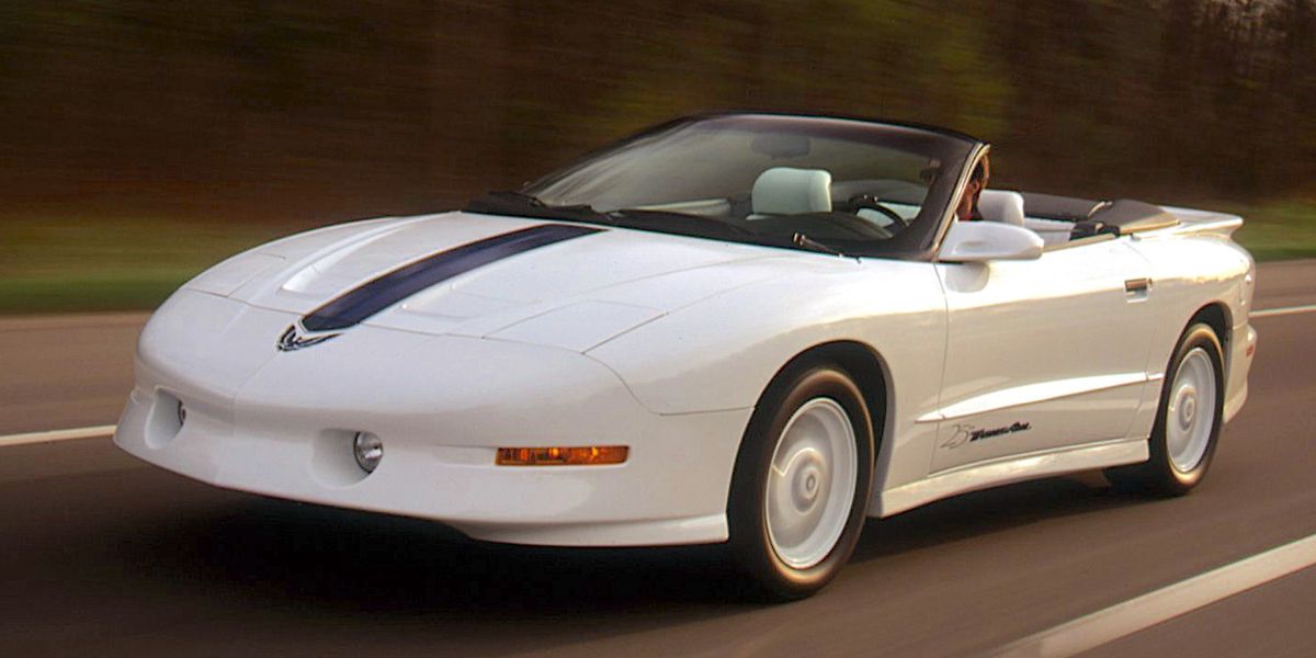 La Pontiac Firebird Trans Am 1994 du 25e anniversaire exige de l'attention