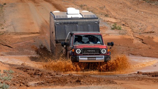 Caravane de remorquage Toyota Land Cruiser Série 70 2024