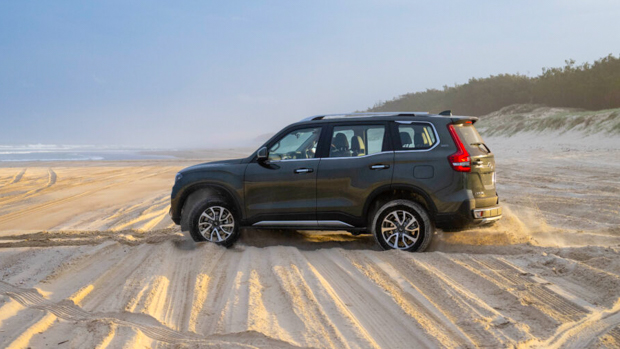 Mahindra Scorpion 2023 plage