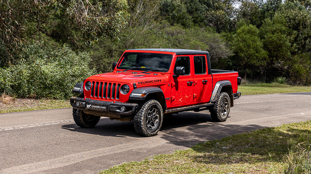 Jeep Gladiator Rubicon 2023 conduite avant proche