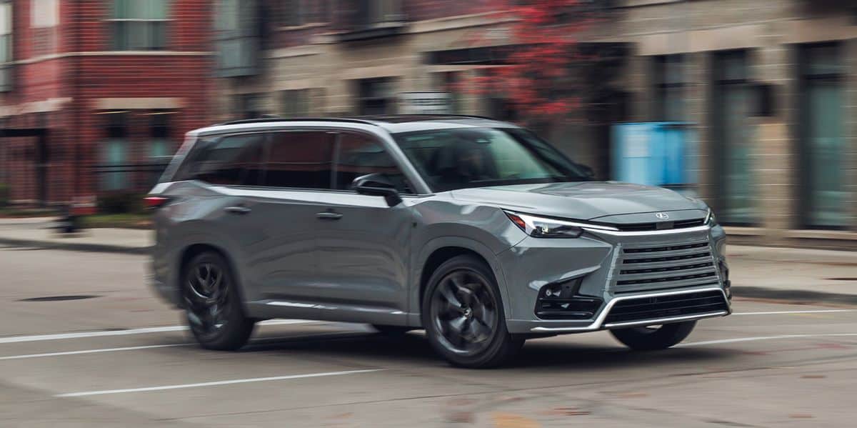 Le Lexus TX500h 2024 offre la générosité des grandes familles