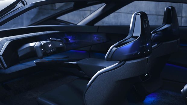 Intérieur de la Honda Saloon EV 2026 avec roue à étrier