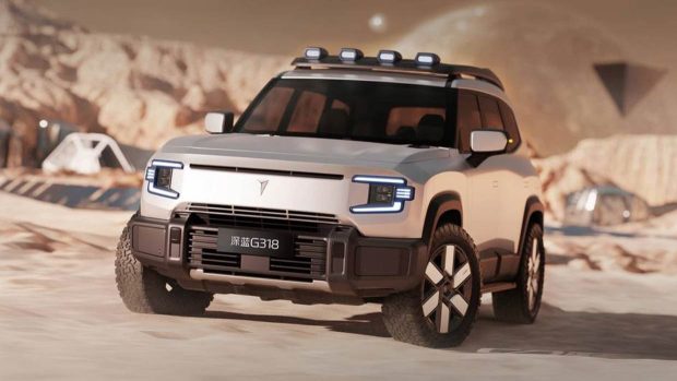 Prise de vue statique de l'angle avant du SUV Changan Deepal G318