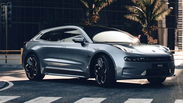 Zeekr 001 frein de tir avant 3/4 tournant