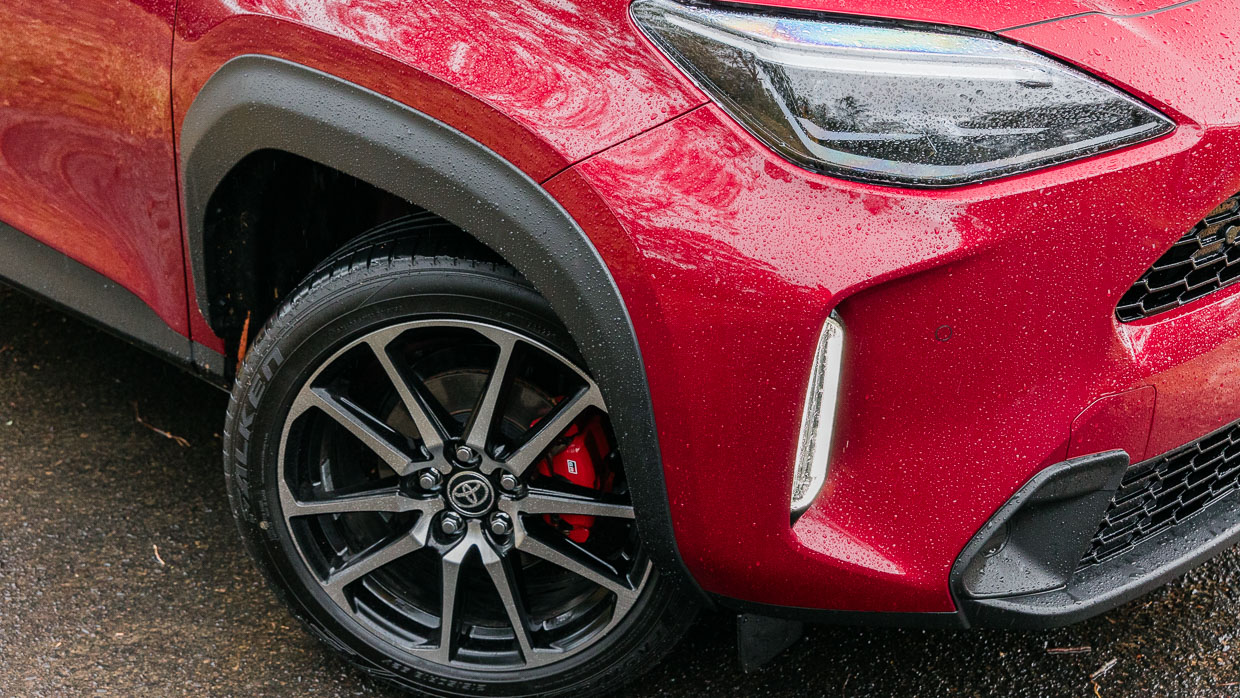 Toyota Yaris Cross GR Sport 2023 avant 3/4 proche