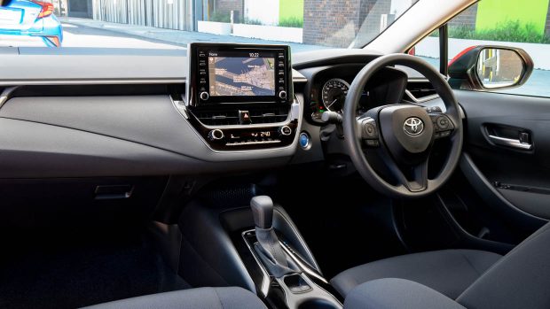 Intérieur hybride de la Toyota Corolla Ascent Sport 2020