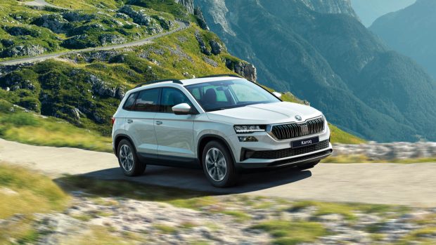 Skoda Karoq 2024, prise de vue avant 3/4