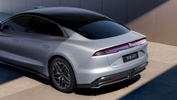 Angle arrière du BYD Yangwang U7 2024