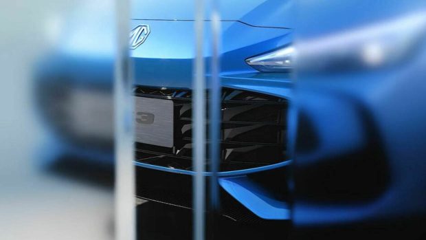 Vue de l'avant du hayon de la MG3 2024 obstruée