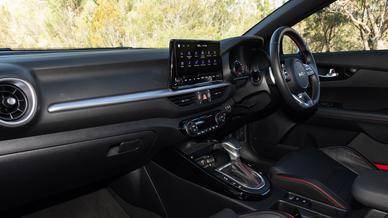 Kia Cerato GT 2024 intérieur 3