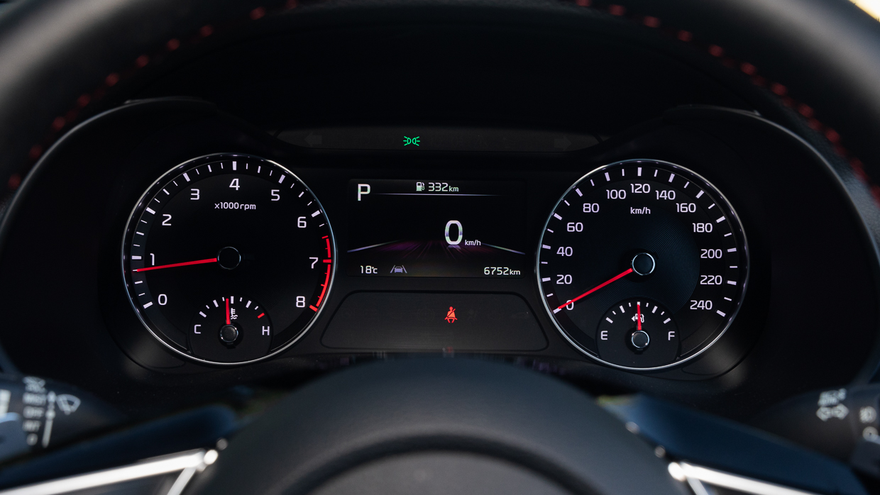 Jauges intérieures Kia Cerato GT 2024