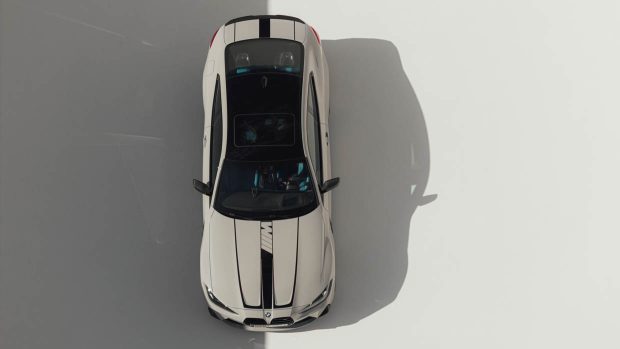 Vue de haut en bas de la BMW M4 2024