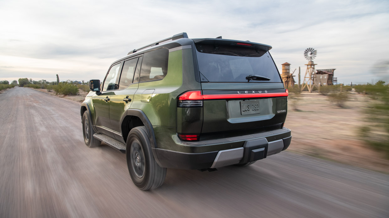 Lexus GX550 Overtrail (US) 2024 fermeture arrière