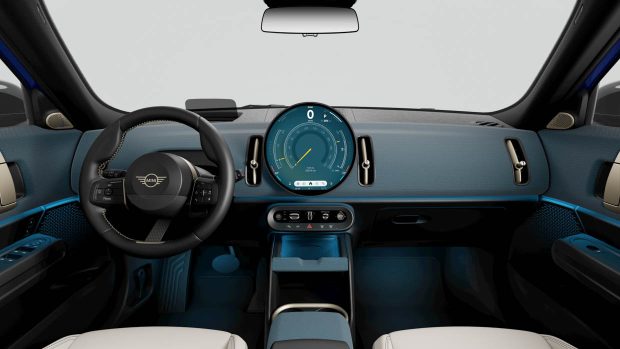 Intérieur du Mini Countryman 2024 avec écran circulaire