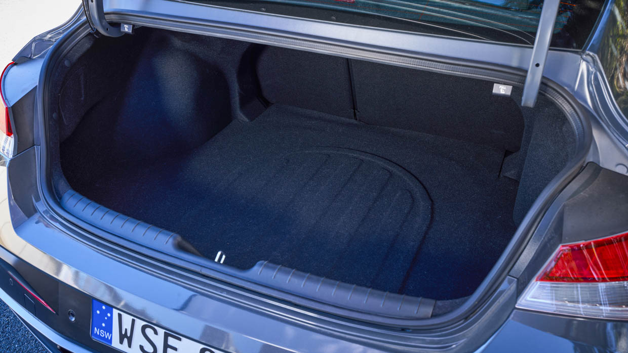 Botte Hyundai i30 Berline hybride 2024