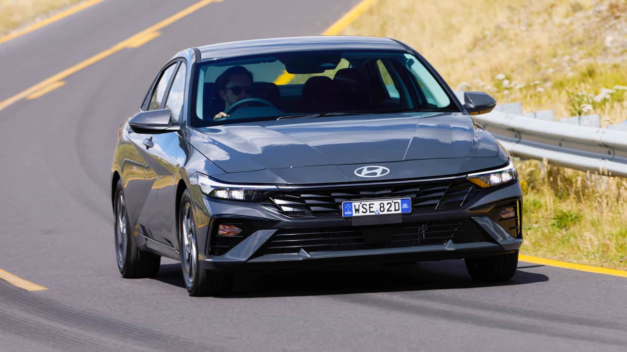 Essai de la Hyundai i30 Berline hybride 2024