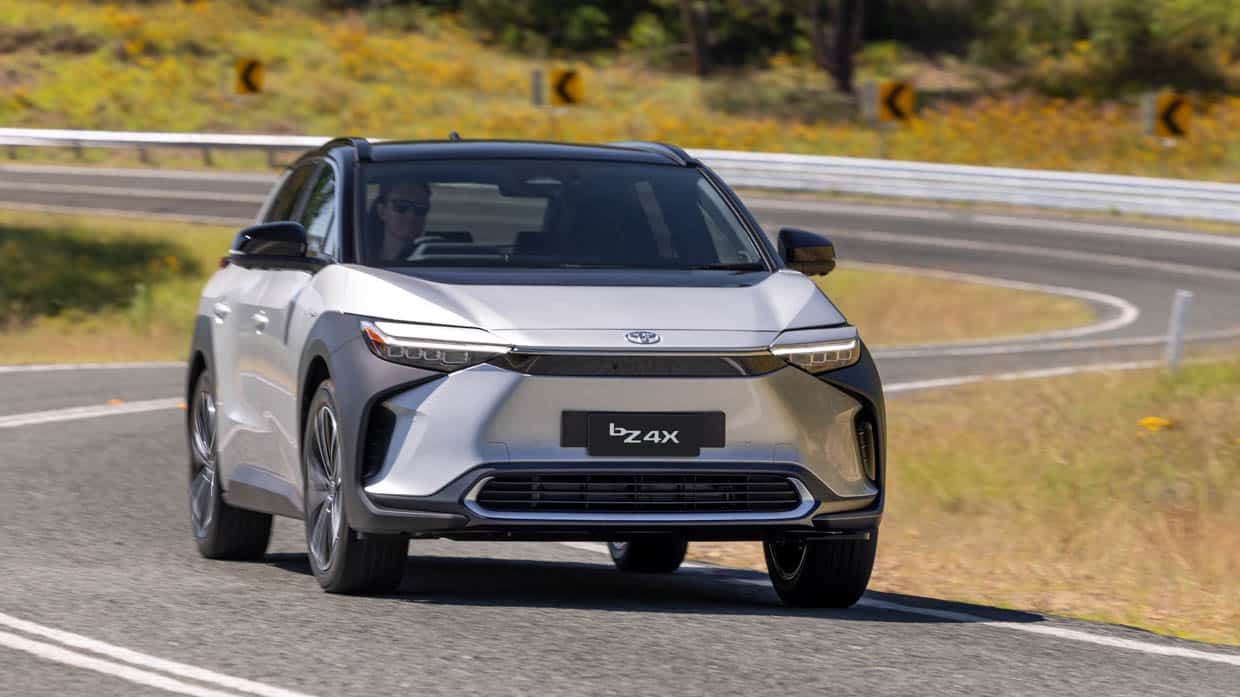 Actualité automobile aujourd'hui : Toyota Australie annonce les prix du BZ4X électrique, Renault lance le rétro 5 E-Tech, et plus encore – 27 février 2024