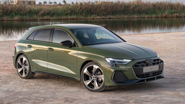 Audi A3 2024 Sportback extérieur vert district