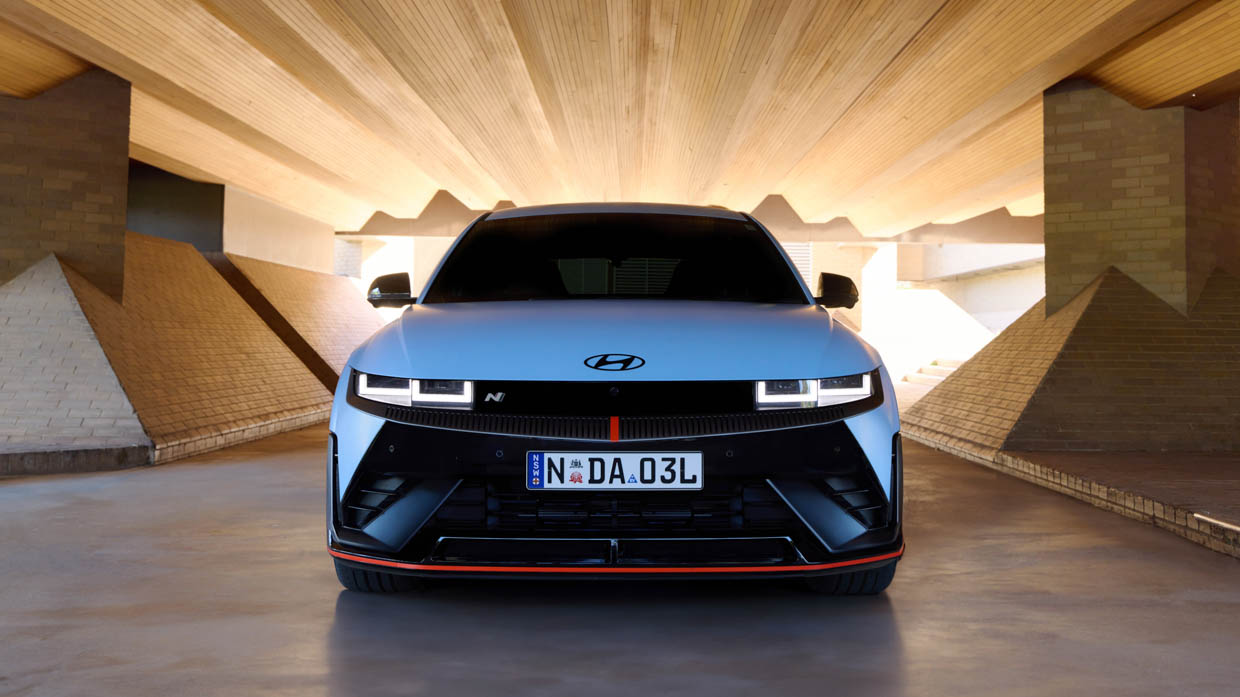 Avant statique de la Hyundai Ioniq 5 N 2024