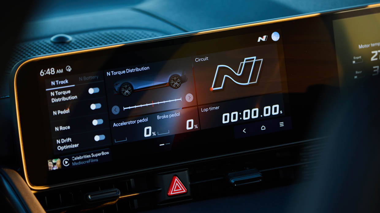 Hyundai Ioniq 5 N à écran tactile central 2024