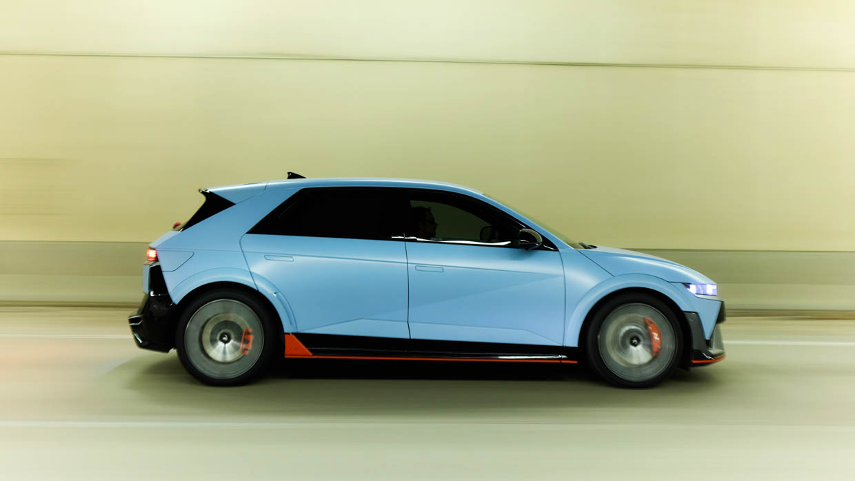 Tunnel à angle latéral Hyundai Ioniq 5 N 2024