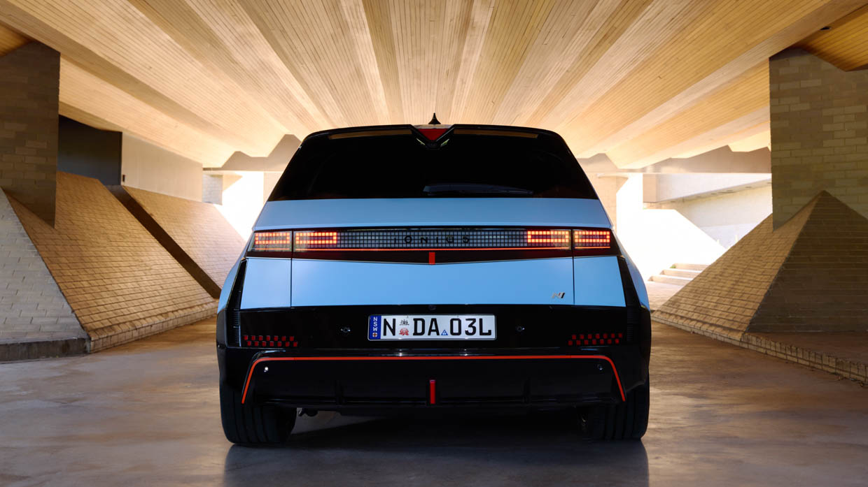 Arrière statique de la Hyundai Ioniq 5 N 2024