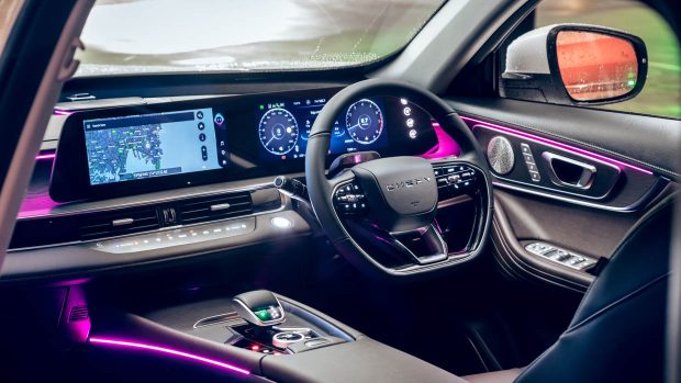 Volant et écrans intérieurs Chery Tiggo 8 Pro Max 2024