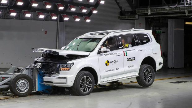 Image de crash du GWM Tank 500 avant 3/4 ANCAP 2024