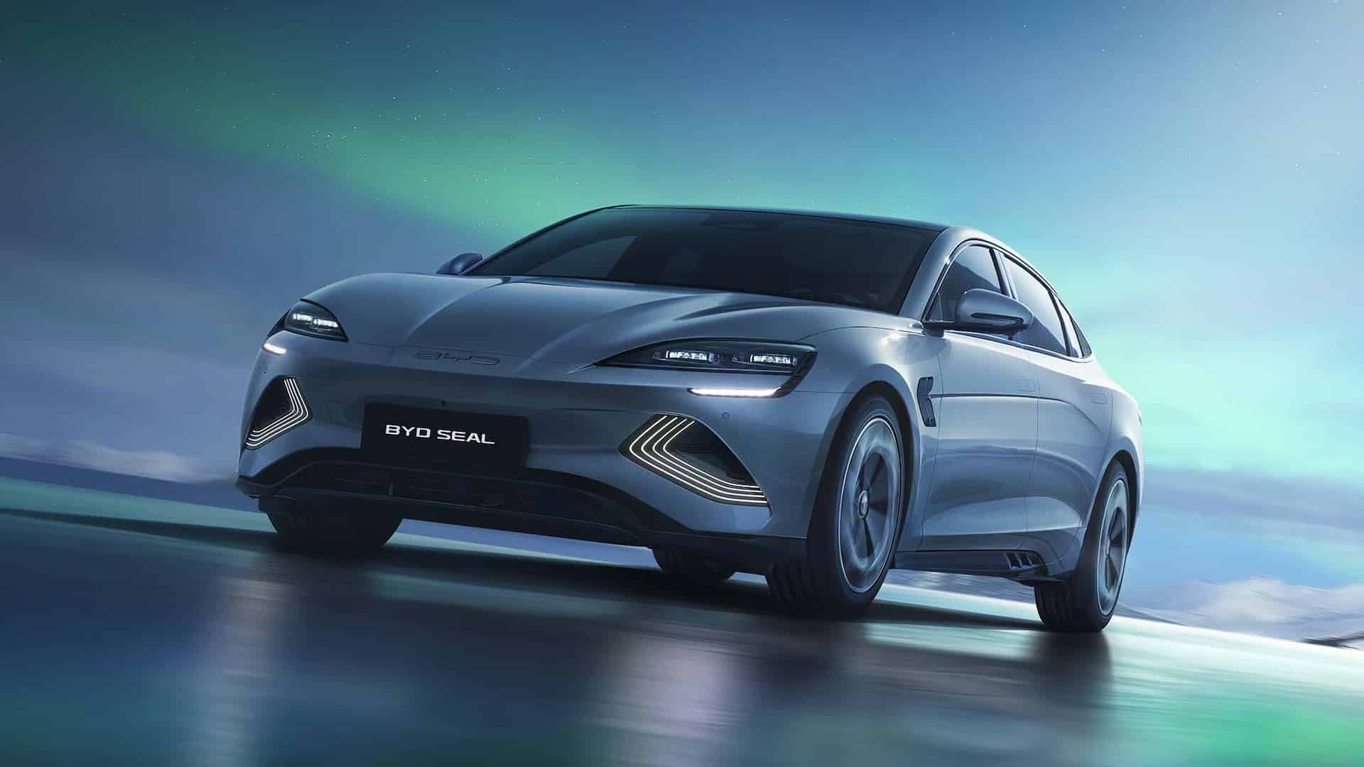 023 2024 byd seal front three quarter view