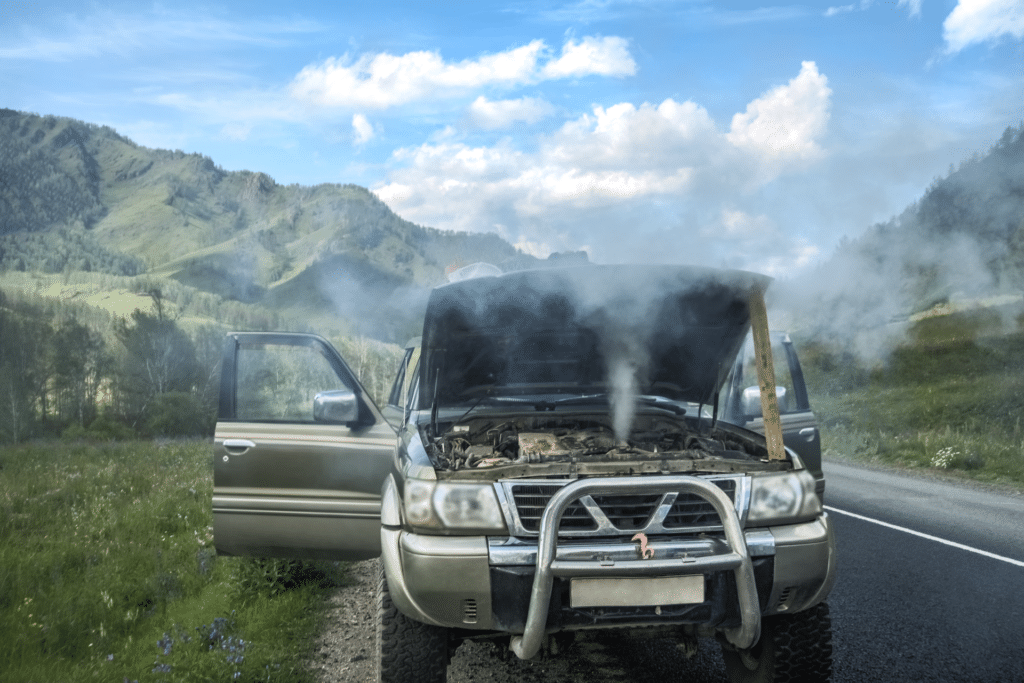Comment éviter la surchauffe du moteur lors d'un voyage en été ?