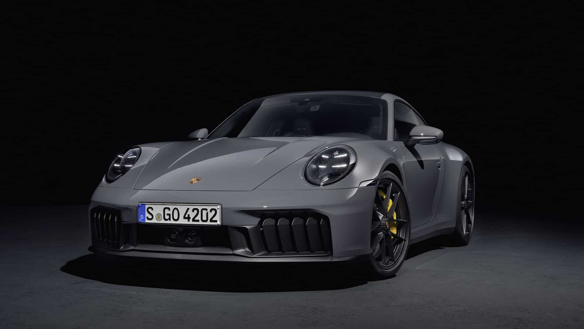 2025 Porsche 911 hybrid dubai testing 9