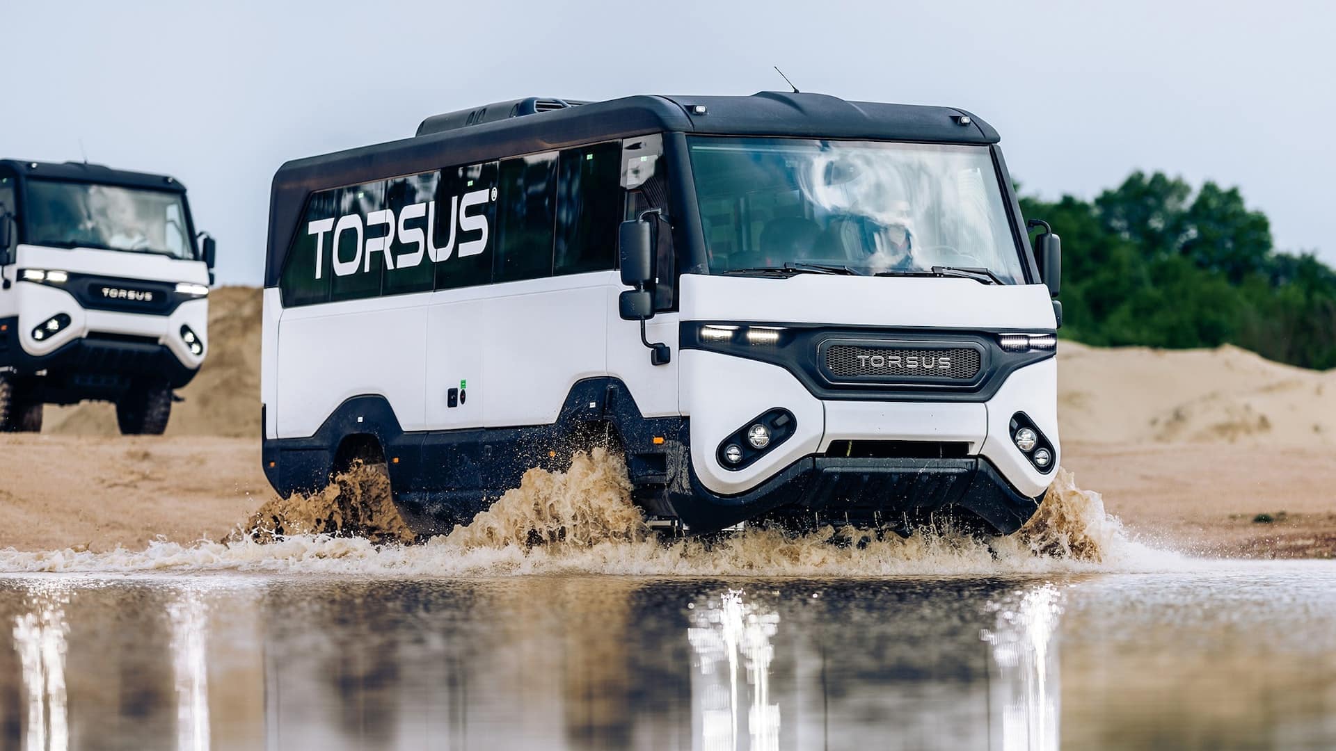Torsus Praetorian TG3 Off Road Bus Exterior   1