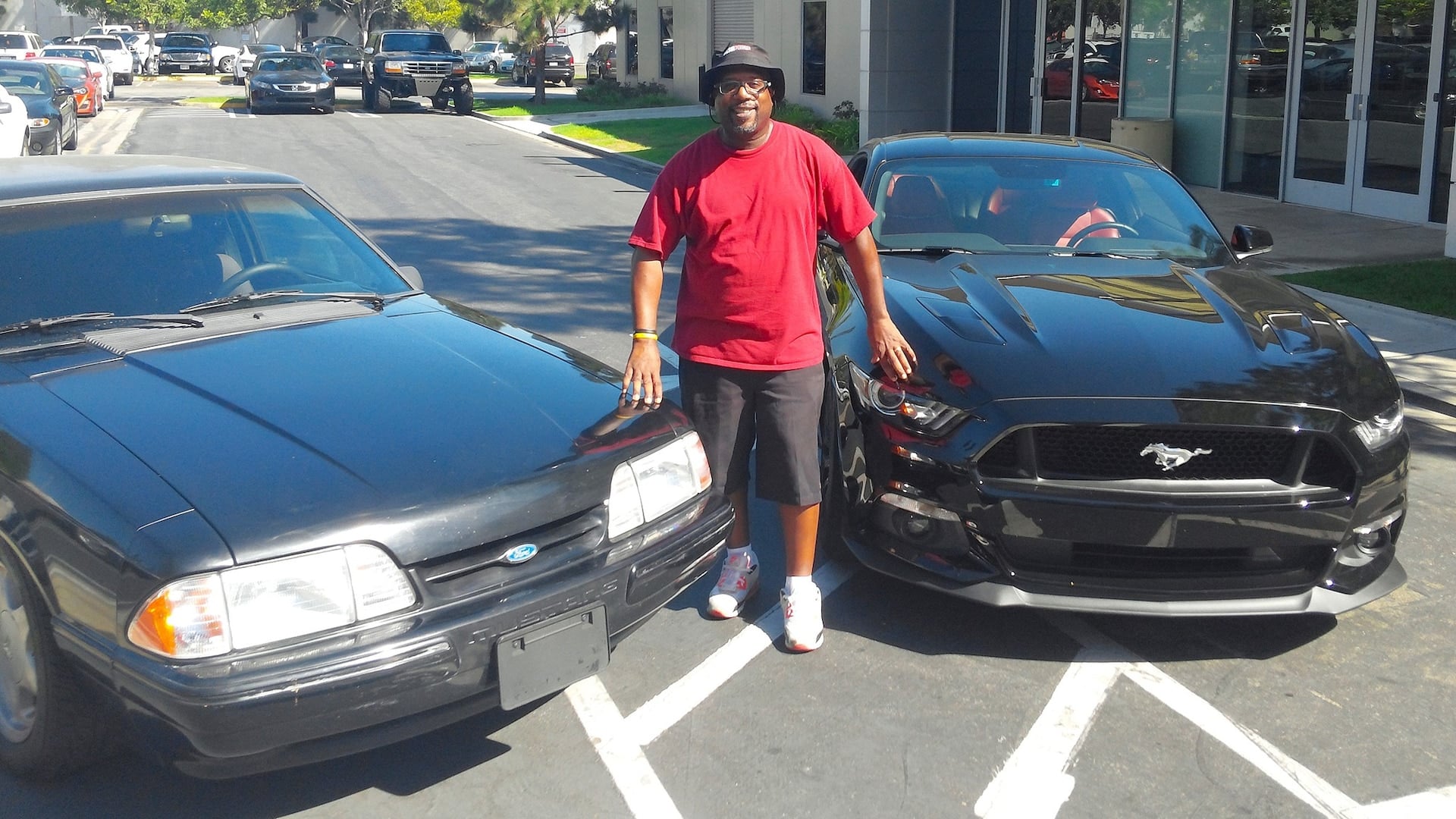 001 kj jones with mustangs