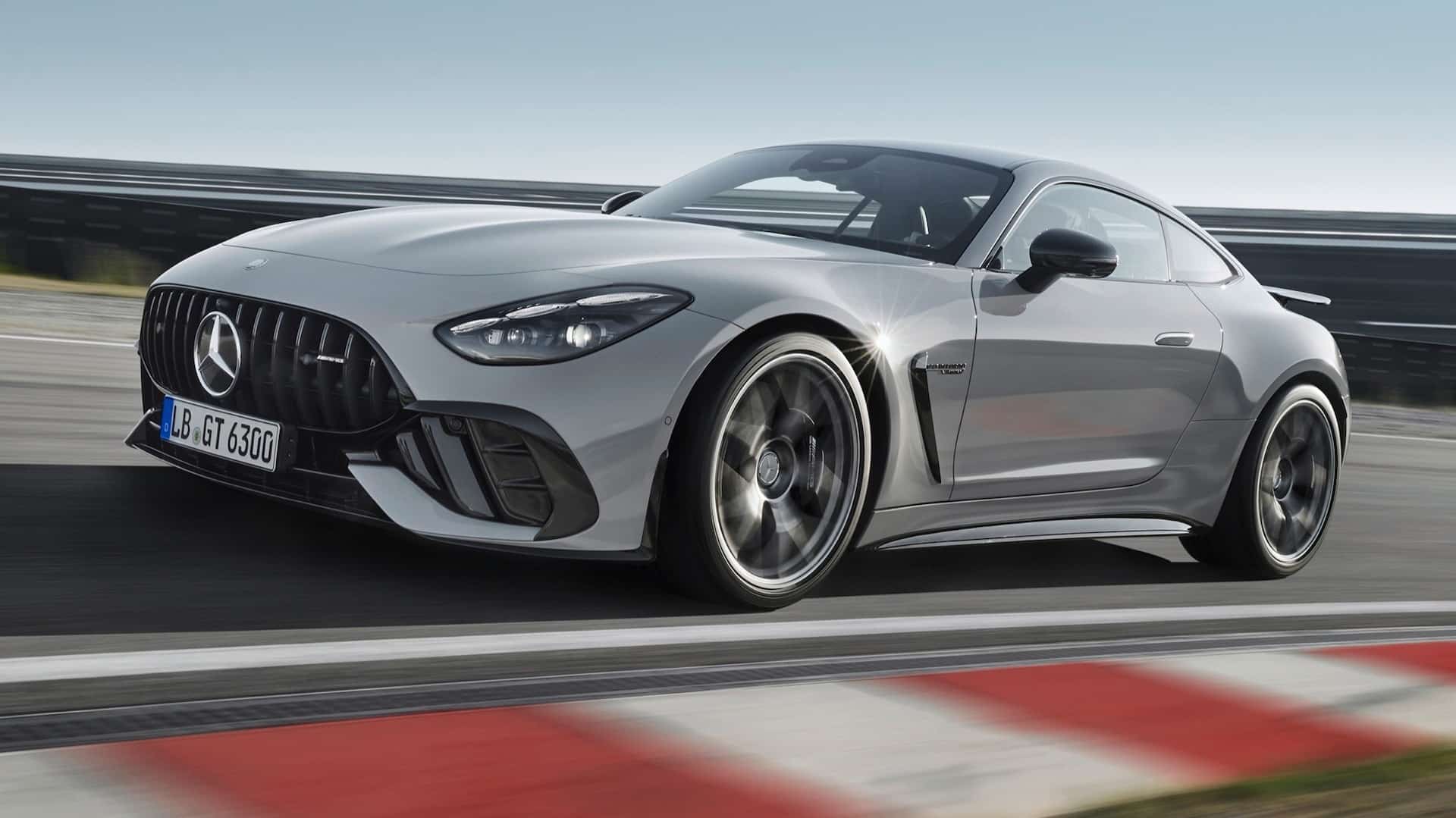 2025 mercedes amg gt 63 pro 4matic 8