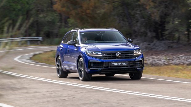 Volkswagen Touareg R 2024 conduite avant 2