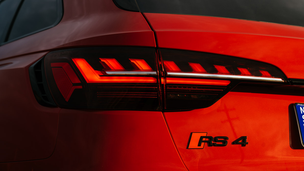 Feu arrière Audi RS4 Avant 2024