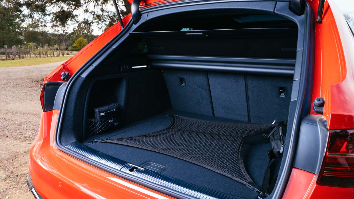 Coffre de l'Audi RS4 Avant 2024