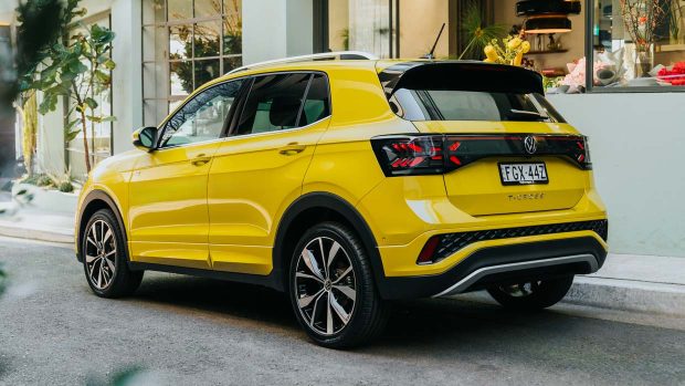 Volkswagen T-Cross 2024 R-line arrière
