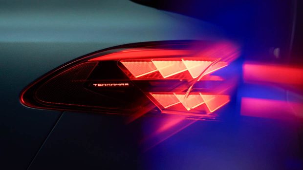 Aperçu des feux arrière à LED de la Cupra Terramar 2025