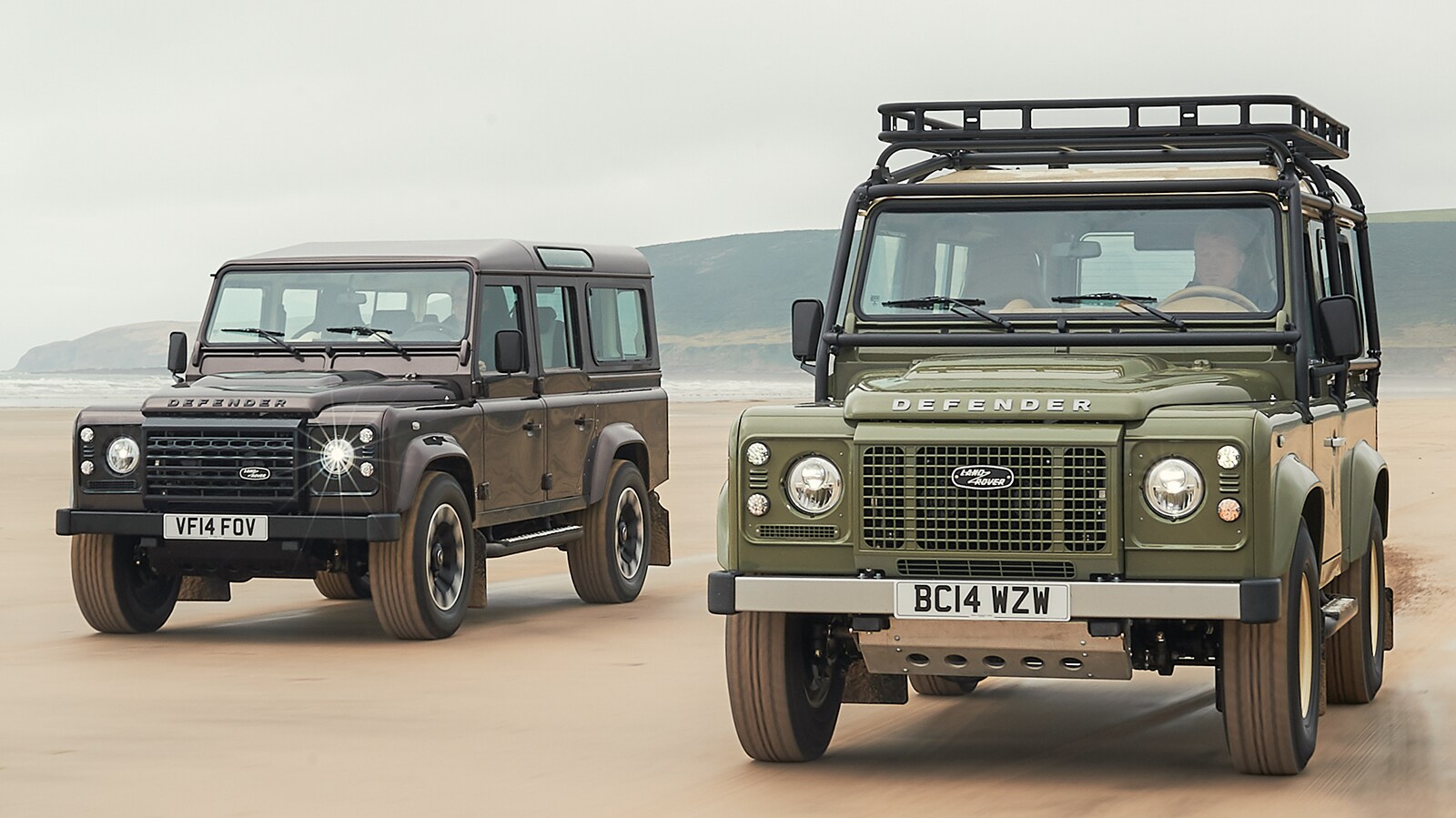 Land Rover propose désormais un Defender classique V-8 moderne Restomod ...